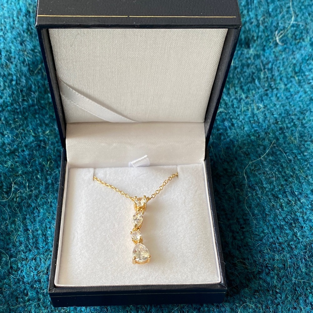 Art de France Gold Necklace with Austrian Crystal Stones
